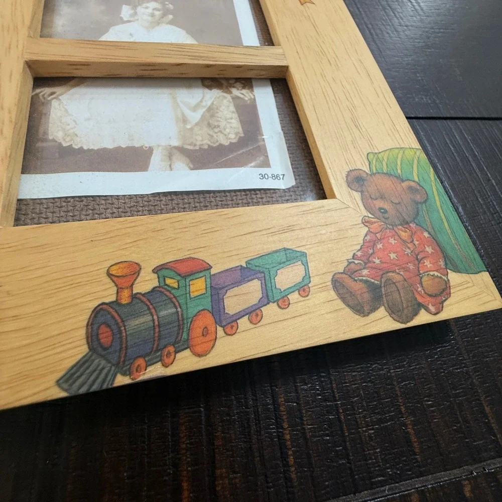Vintage Fetco‎ 1995 Teddy Bear Wood Picture Frame Nursery Decor Train Stars 7x9